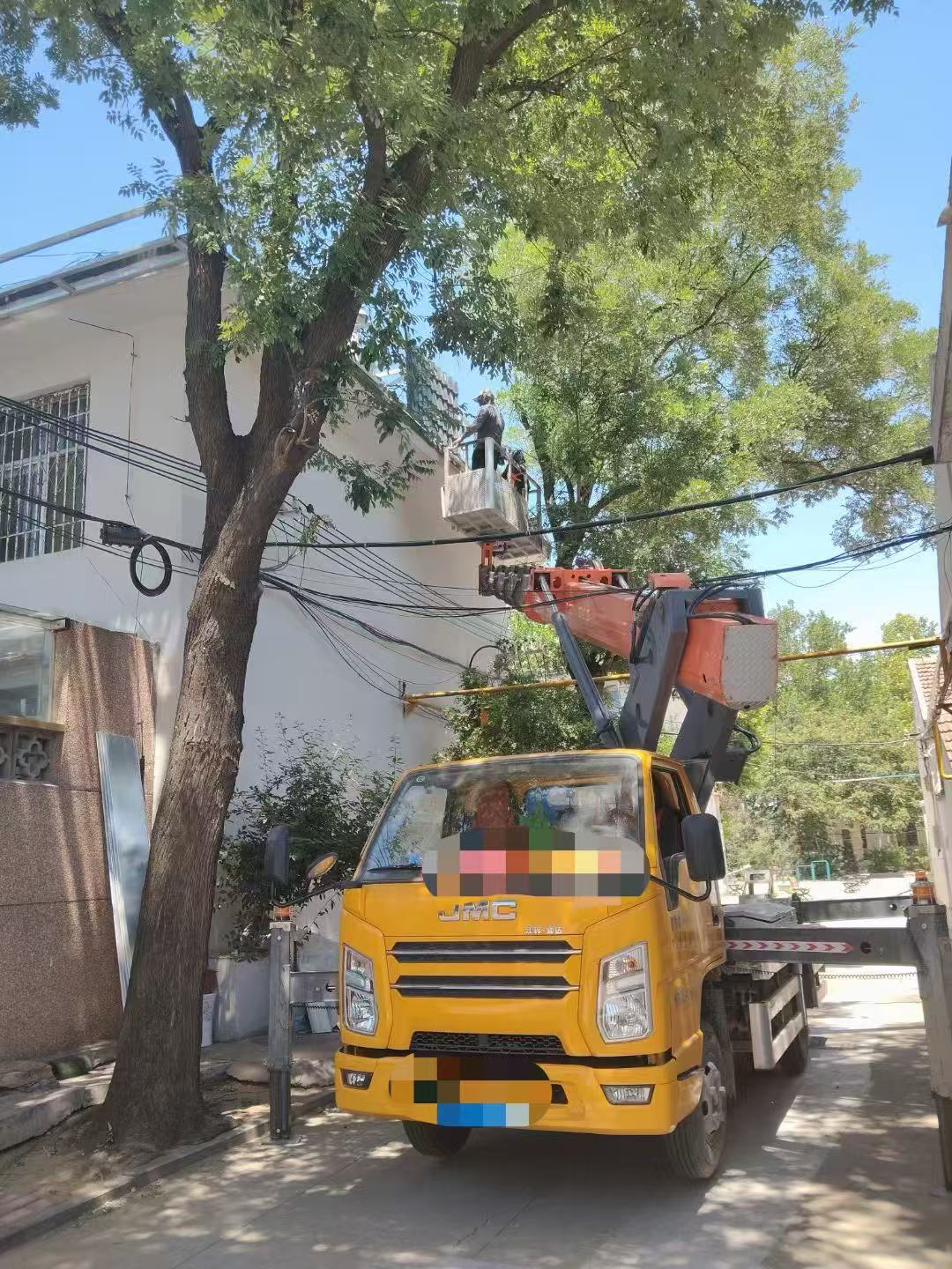 昆都仑区高空作业车能吊装重物吗？最大承载多少公斤？